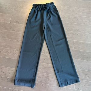 Lululemon trouser pants